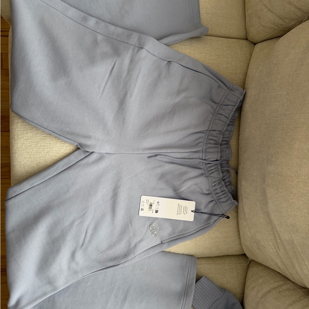 Alo yoga Accolade Straight Leg Sweatpants